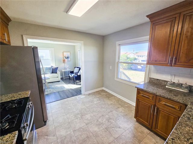 3311 Candlewood DR, Hampton, VA 23666