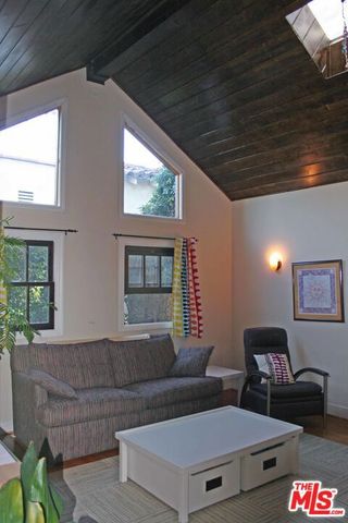 6445 W 5Th Street, Los Angeles, CA 90048