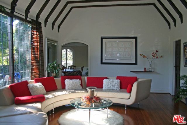 6445 W 5Th Street, Los Angeles, CA 90048