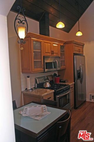 6445 W 5Th Street, Los Angeles, CA 90048