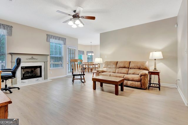 260 Kripple Kreek Drive, Sharpsburg, GA 30277
