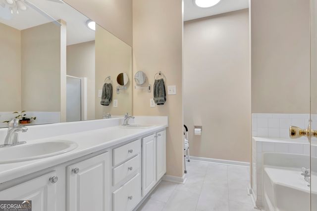 260 Kripple Kreek Drive, Sharpsburg, GA 30277