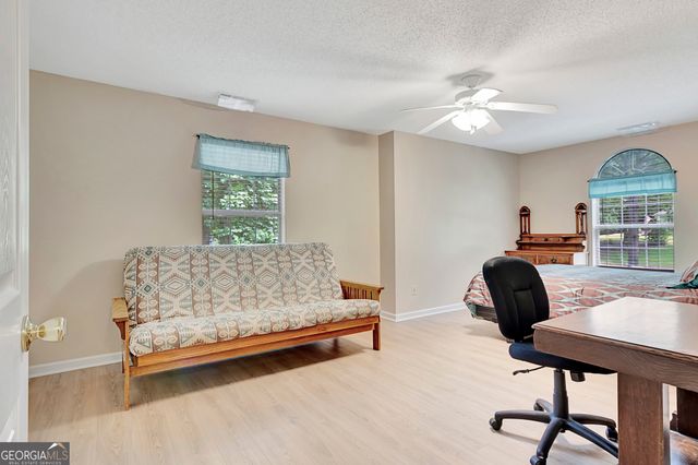 260 Kripple Kreek Drive, Sharpsburg, GA 30277