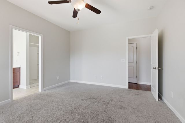 8849 Cressent Glen Ct, Antioch, TN 37013