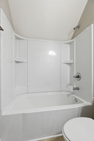 8849 Cressent Glen Ct, Antioch, TN 37013