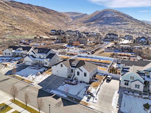 6651 W SKY BIRD CIR, Herriman, UT 84096