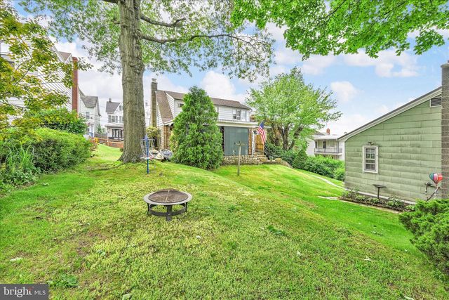 207 HIGH ST, Schuylkill Haven, PA 17972