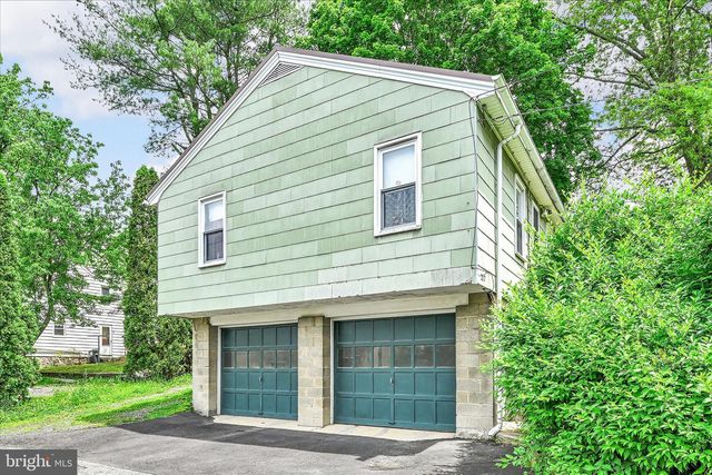 207 HIGH ST, Schuylkill Haven, PA 17972