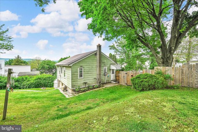 207 HIGH ST, Schuylkill Haven, PA 17972