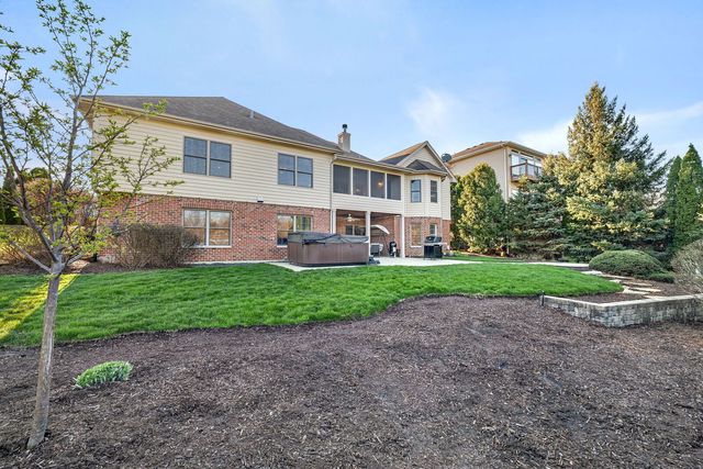 24652 Coachford Court, Shorewood, IL 60404