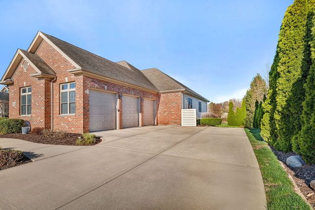 24652 Coachford Court, Shorewood, IL 60404