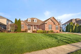 24652 Coachford Court, Shorewood, IL 60404