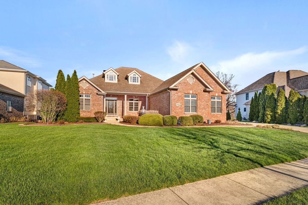 24652 Coachford Court, Shorewood, IL 60404