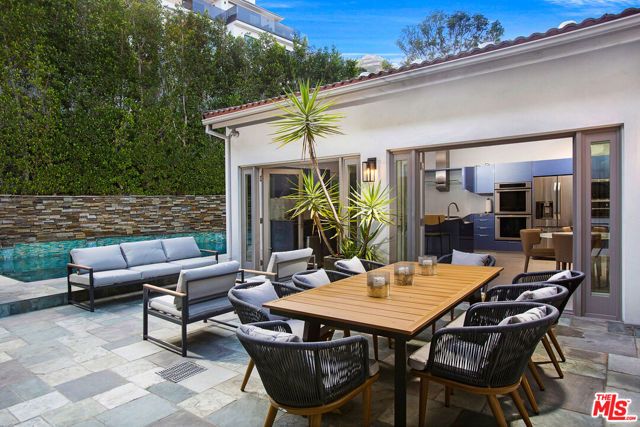 1655 N Crescent Heights Boulevard, Los Angeles, CA 90069