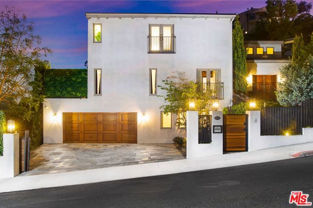 1655 N Crescent Heights Boulevard, Los Angeles, CA 90069