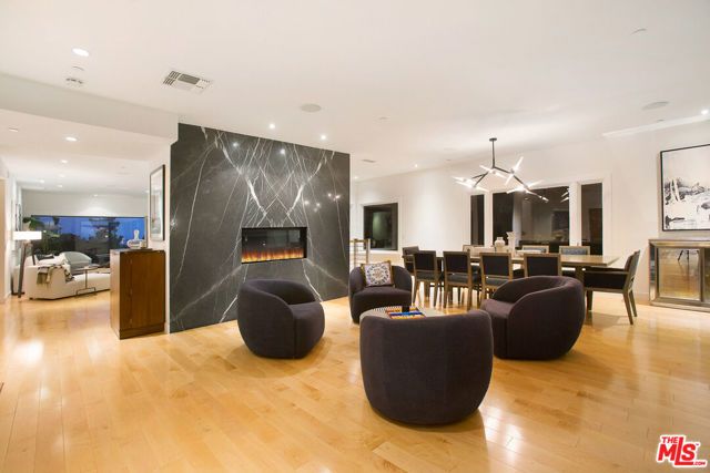 1655 N Crescent Heights Boulevard, Los Angeles, CA 90069