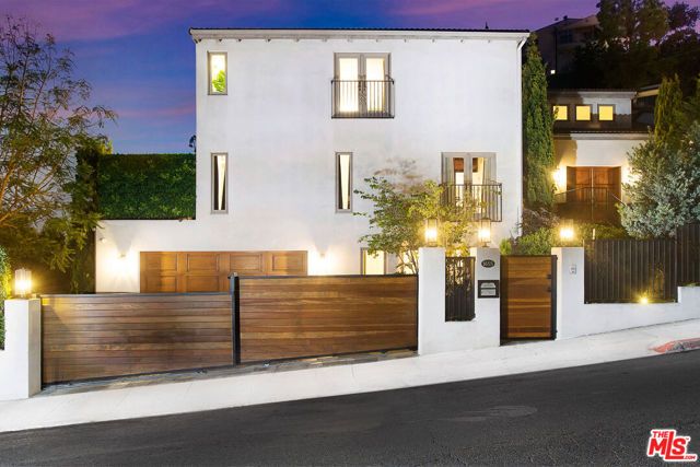 1655 N Crescent Heights Boulevard, Los Angeles, CA 90069