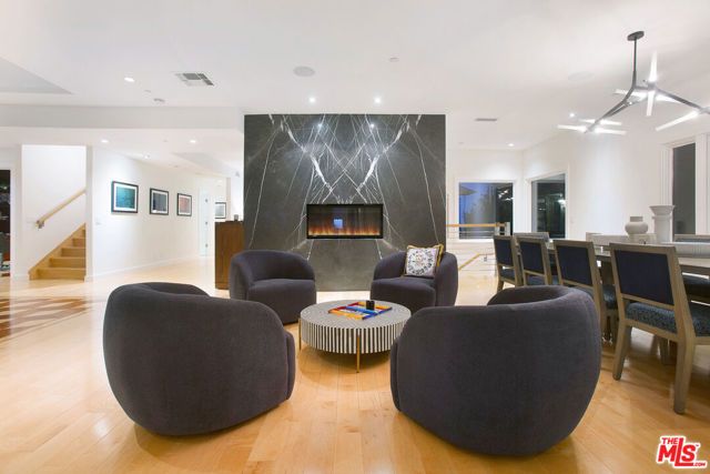 1655 N Crescent Heights Boulevard, Los Angeles, CA 90069