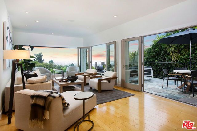 1655 N Crescent Heights Boulevard, Los Angeles, CA 90069
