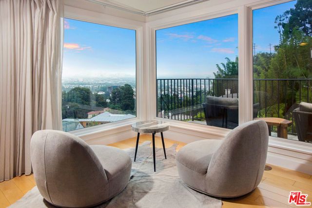 1655 N Crescent Heights Boulevard, Los Angeles, CA 90069