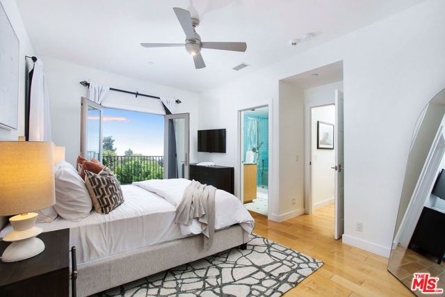 1655 N Crescent Heights Boulevard, Los Angeles, CA 90069