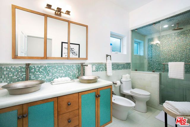 1655 N Crescent Heights Boulevard, Los Angeles, CA 90069