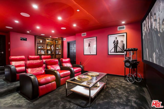 1655 N Crescent Heights Boulevard, Los Angeles, CA 90069