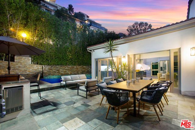 1655 N Crescent Heights Boulevard, Los Angeles, CA 90069
