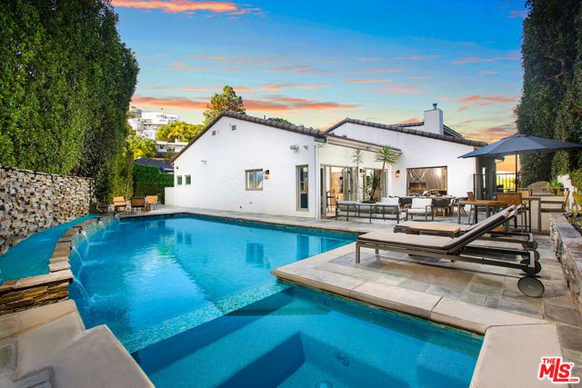 1655 N Crescent Heights Boulevard, Los Angeles, CA 90069