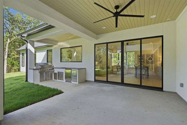 25100 Fort Davis Road, Montgomery, TX 77316