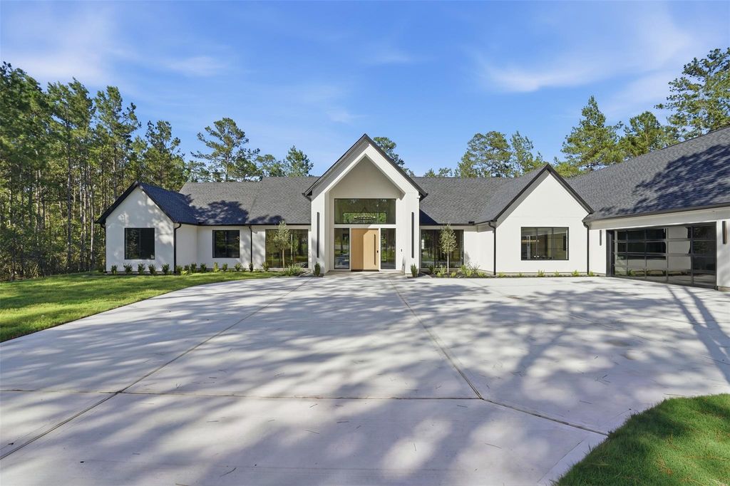 25100 Fort Davis Road, Montgomery, TX 77316