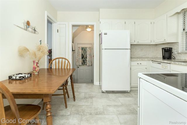 2507 N Washington Avenue, Royal Oak, MI 48073