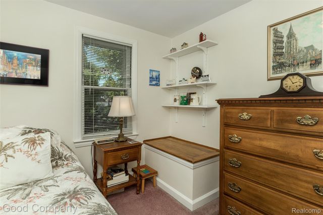 2507 N Washington Avenue, Royal Oak, MI 48073