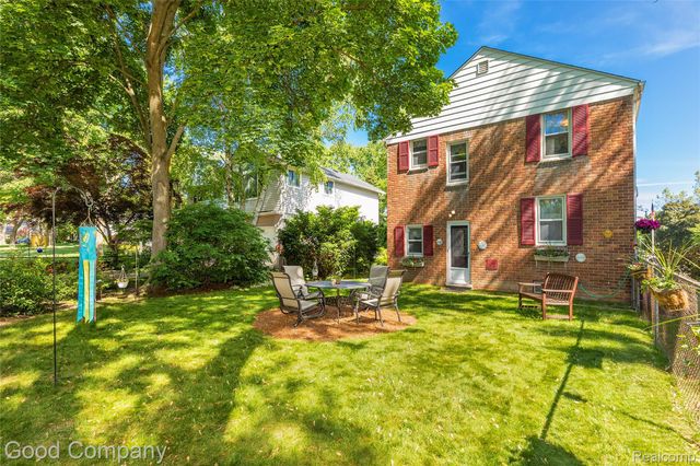 2507 N Washington Avenue, Royal Oak, MI 48073