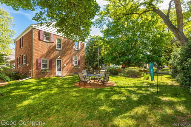 2507 N Washington Avenue, Royal Oak, MI 48073