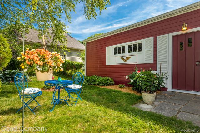 2507 N Washington Avenue, Royal Oak, MI 48073