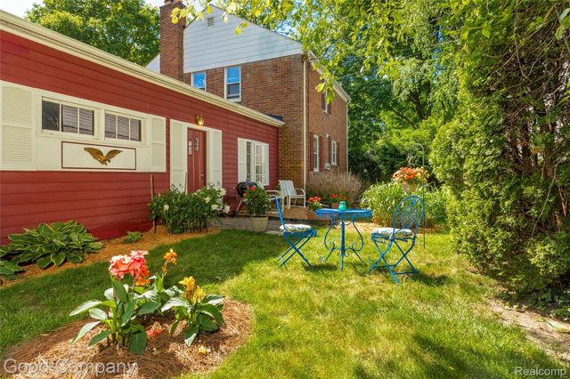 2507 N Washington Avenue, Royal Oak, MI 48073