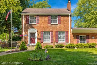 2507 N Washington Avenue, Royal Oak, MI 48073