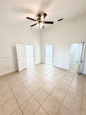 2650 E Aragon Blvd 2, Sunrise, FL 33313