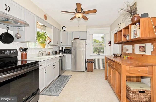55 EWINGVILLE RD, Ewing, NJ 08638