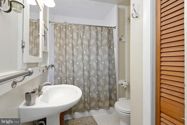 55 EWINGVILLE RD, Ewing, NJ 08638