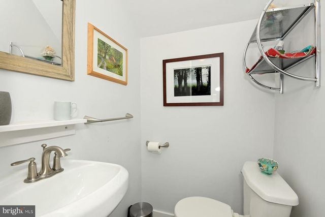 55 EWINGVILLE RD, Ewing, NJ 08638