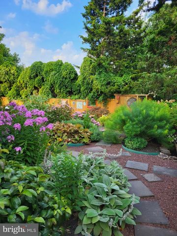 55 EWINGVILLE RD, Ewing, NJ 08638