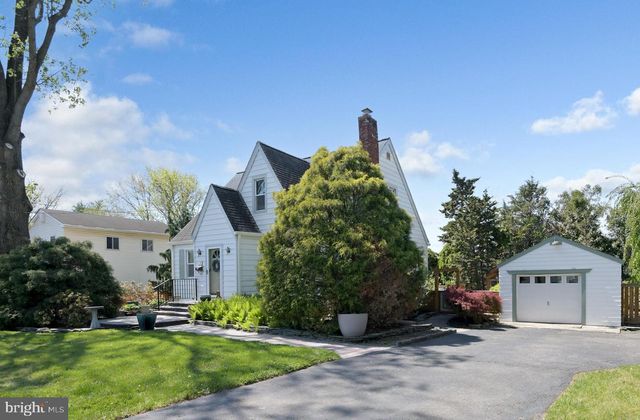 55 EWINGVILLE RD, Ewing, NJ 08638