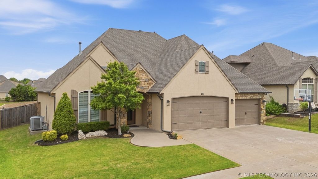 5929 E 145th Street S, Bixby, OK 74008