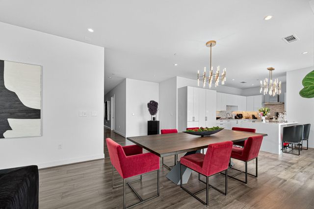 4521 San Felipe 2501, Houston, TX 77027