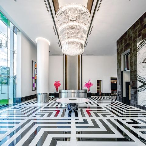 4521 San Felipe 2501, Houston, TX 77027