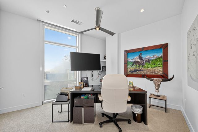 4521 San Felipe 2501, Houston, TX 77027