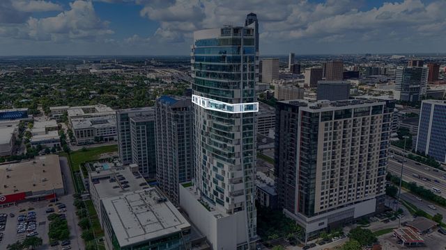 4521 San Felipe 2501, Houston, TX 77027