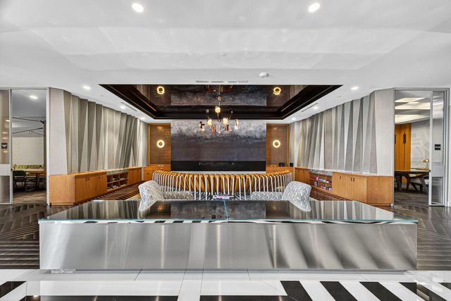 4521 San Felipe 2501, Houston, TX 77027